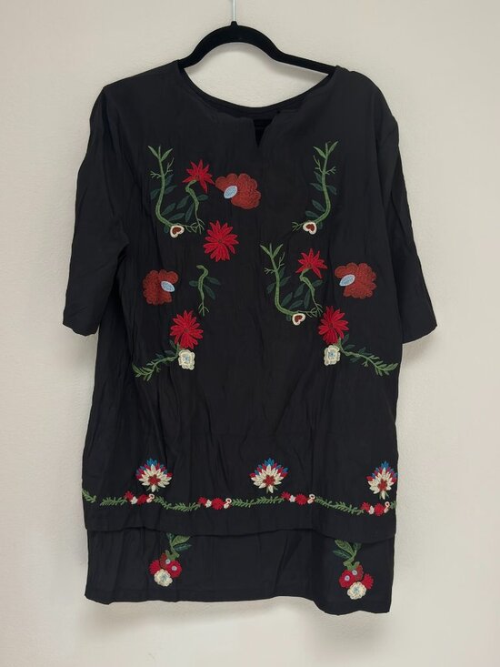 Runway Dresses & Skirts - Runway Black Embroidered Bird Floral Folk Tunic Dress Boho L